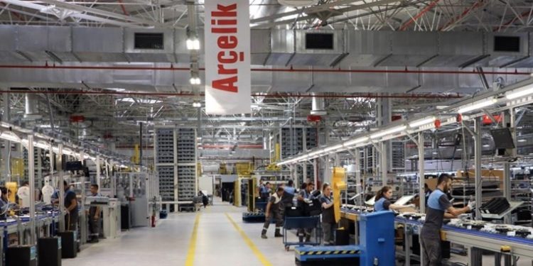 Koç Holding’den Bangladeş’e dev yatırım