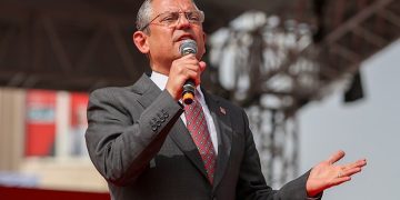 Özgür Özel’den Murat Kurum için oy isteyen 17 bakana tepki