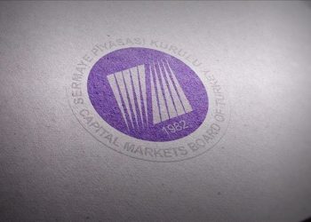 SPK 4 internet sitesi ve 8 kişi hakkında suç duyurusunda bulundu