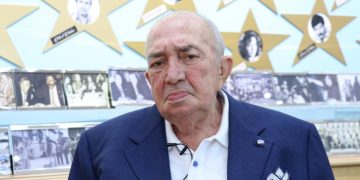 Bakan Koca duyurdu: Türker İnanoğlu hayatını kaybetti