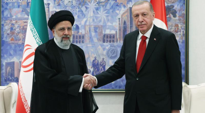 Cumhurbaşkanı Erdoğan İranlı mevkidaşıyla görüştü