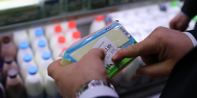 Fahiş fiyatlarla mücadele de ambalaj üzerine ‘tavsiye fiyat etiketi’ uygulaması geliyor