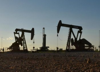 Küresel petrol arzı martta artış gösterdi