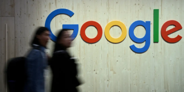 Nasdaq, Google ve Microsoft kazançlarının ardından 300 puan arttı