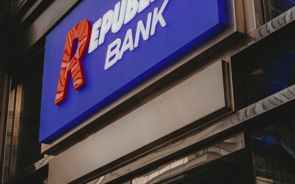 Philadelphia merkezli bankası ABD düzenleyicileri ele geçirdi