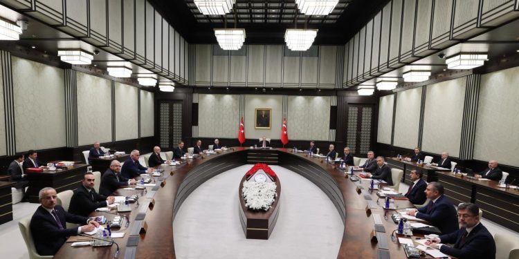 Seçim sonrası ilk Kabine toplantısı bugün yapılacak: Gündemde neler var?