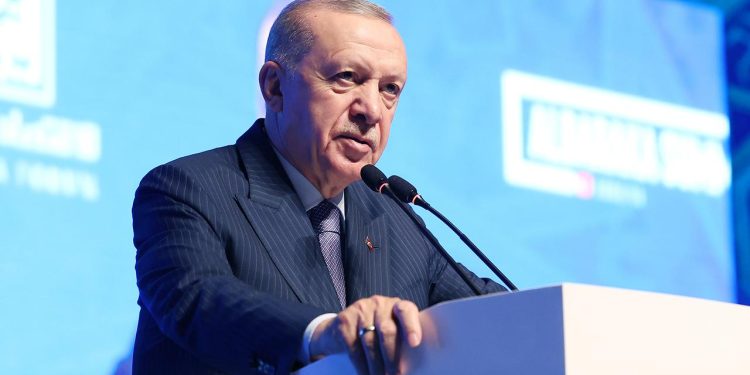 Cumhurbaşkanı Erdoğan: Küresel sistemin yeniden dizayn edilmesi şart