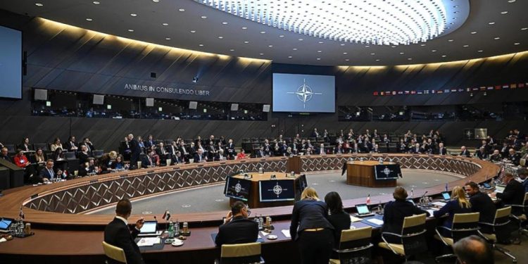 NATO Dışişleri Bakanları Toplantısı başladı: Gündem Ukrayna