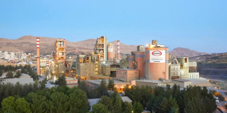 Oyak Çimento yüzde 290 bedelsiz kararı aldı