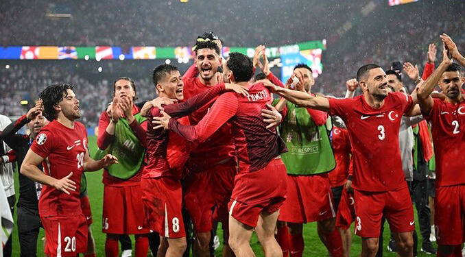 Çekya ile kader maçı! Milli Takım tur için sahaya çıkıyor