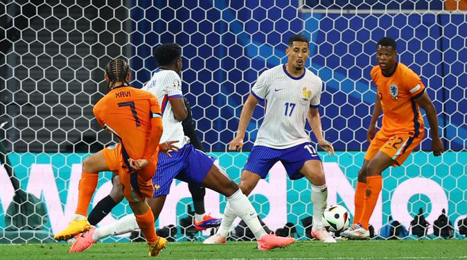 Dev maçta Hollanda ve Fransa birer puana razı oldu!