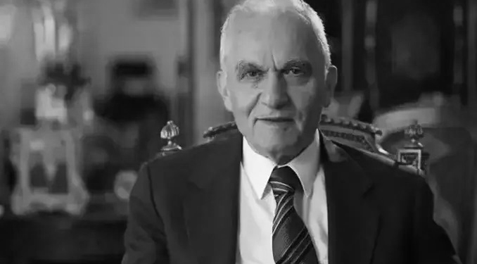 Eski Bakan Yaşar Yakış hayatını kaybetti