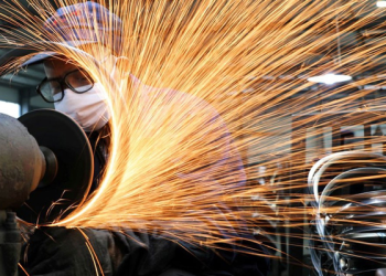 New York Fed imalat endeksi daralmanın sürdüğüne işaret etti