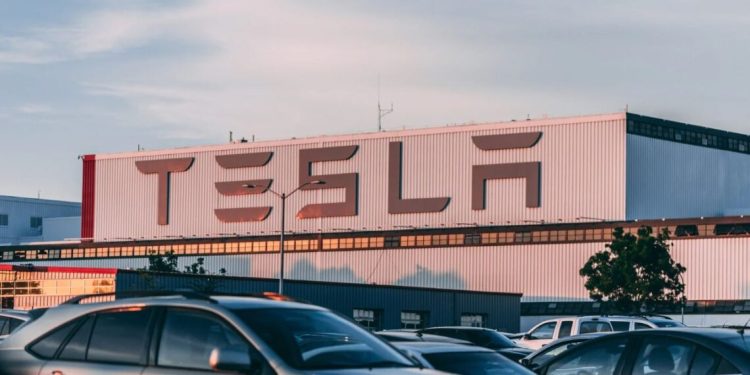 Türkiye’de Tesla satışlarında düşüş sürüyor