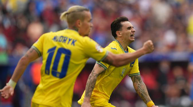 Ukrayna geriden gelerek kazandı!