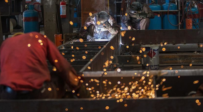 ABD’nin imalat sektöründeki daralma sürüyor