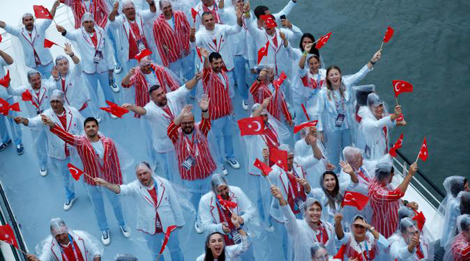 Paris 2024 Olimpiyat Oyunları törenle açıldı