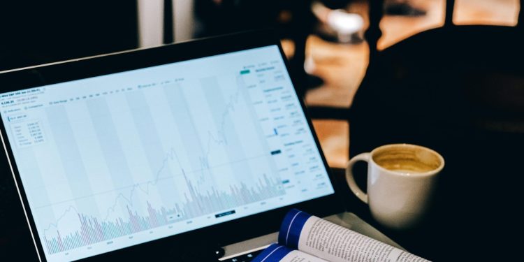  Küresel Piyasalar Yön Bulmakta Zorlanıyor