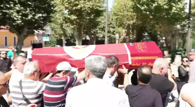 Aydemir Akbaş’a Galatasaray Lisesi’nde veda edildi