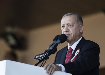 Erdoğan: Teröristleri gömmeye devam edeceğiz