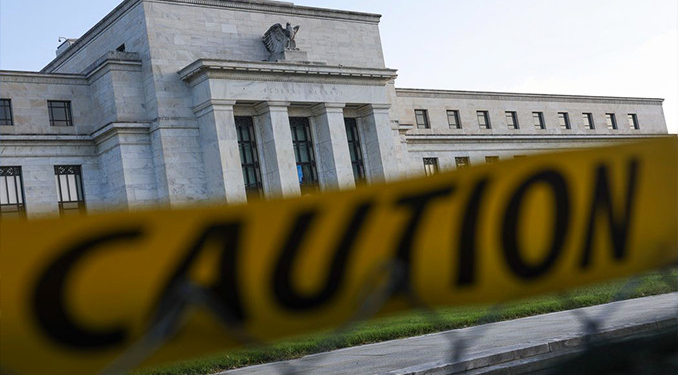 FED’in faiz indirimleri iki ucu keskin bıçak