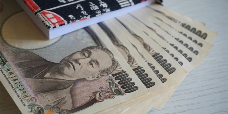 Japon yeni, dolar karşısında 7 ayın zirvesinde