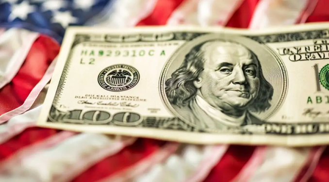 UBS’ten dolar, altın ve petrol tahmini