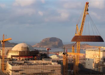 Küresel piyasalarda kaç adet nükleer reaktörün inşası sürüyor?