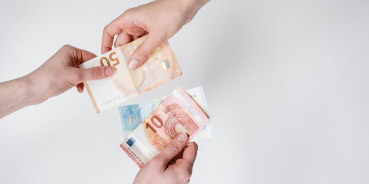 Faizde gerileme sinyali sonrası kriptolar coştu