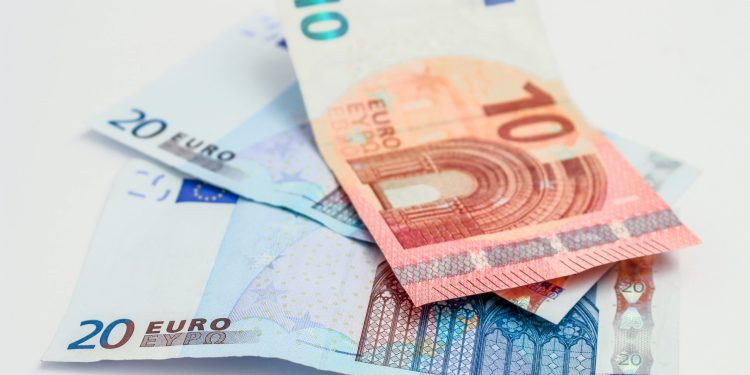 ING fazla kredi kartı faizlerini geri ödüyor