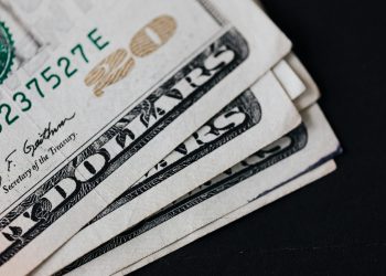 Banka hisselerine yatırım yapan fon yıllık %109 kazandırdı