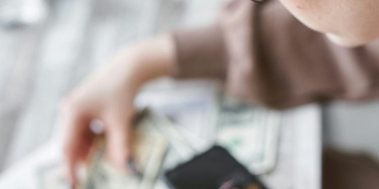 Carry Trade Çözülmesi: Süreç Devam Ediyor mu?