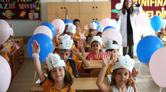 1’inci sınıf öğrencileri için okullar yarın açılıyor