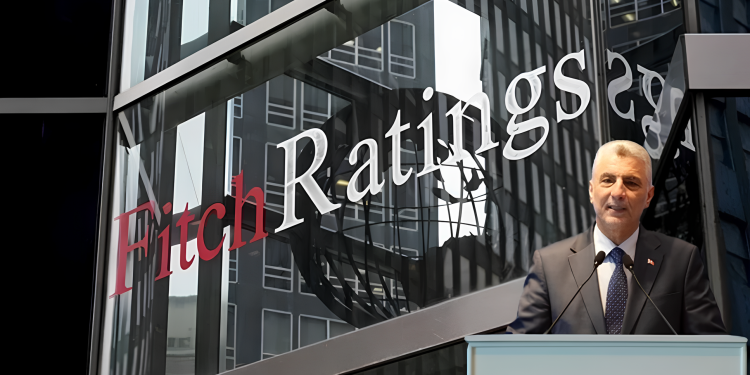 Bakan Bolat Fitch’in notunu yükseltmesini değerlendirdi