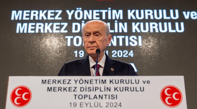 Bahçeli’den Anayasa çıkışı: 4 maddeye şaşı bakanlar yok hükmündedir
