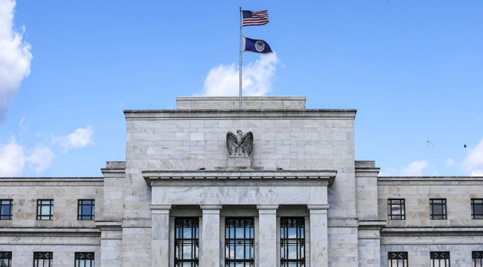 Fed 50 baz puanlık faiz indirimlerine devam mı edecek?