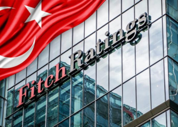 Fitch, Türkiye’nin kredi notunu yükseltti!