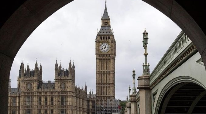 İngiltere’de tüketici güven endeksinde düşüş