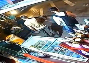 İstanbul’da silahlı saldırı: 1 polis şehit oldu