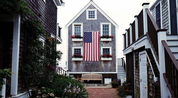 Mortgage başvuruları arttı, faizler dibi gördü