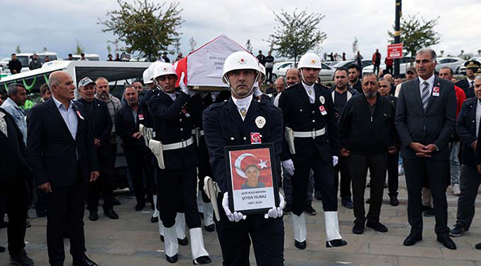 Şehit polis memuru Şeyda Yılmaz, son yolculuğuna uğurlandı