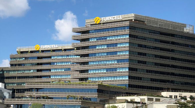 Turkcell, Ukrayna’daki iştirakini 524 milyon dolara sattı