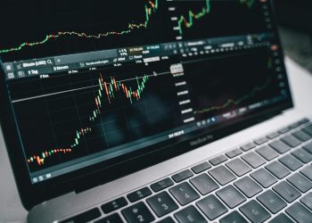 Borsa İstanbul 2 hisseyi brüt takasa aldı