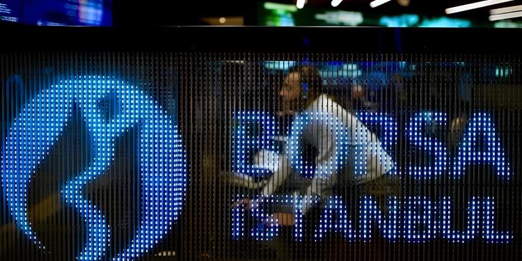 Borsa İstanbul 3 hisseyi daha tedbir kapsamına aldı