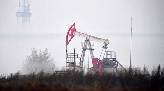 ABD petrol fiyat tahminini revize etti