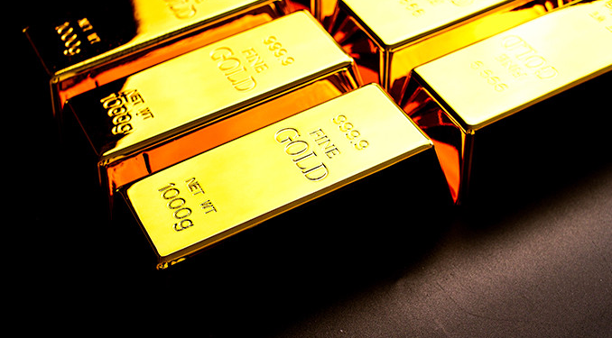 Altın vadeli işlemlerde rekora yaklaştı