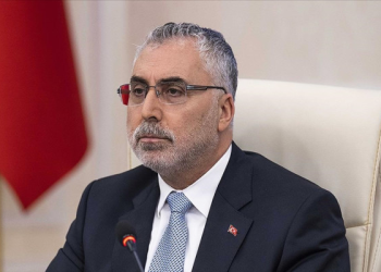 Bakan Işıkhan: Asgari ücreti enflasyona ezdirmeyeceğiz