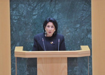 Gürcistan’da kriz derinleşiyor: Cumhurbaşkanı sonuçları tanımayacak