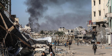 İsrail Gazze’de mülteci kampına saldırdı: 33 ölü