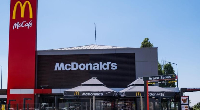 McDonalds hisselerine “bakteri” darbesi